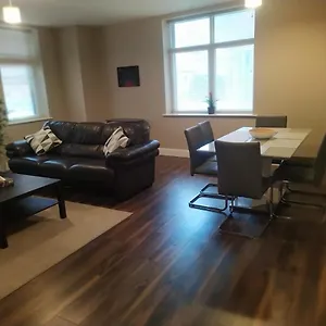Apartment Spacious Two Bedroom Longs Place, 8, Dublin