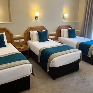 3* Otel Harcourt