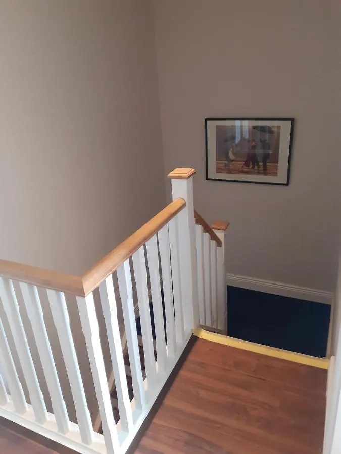 Ensuite At The Foot Of Dublin Mountains Homestay